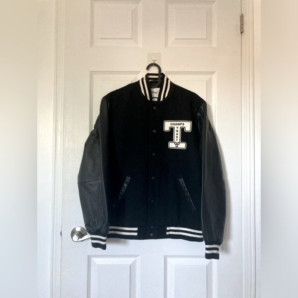 Aritzia TNA Prince Jacket
